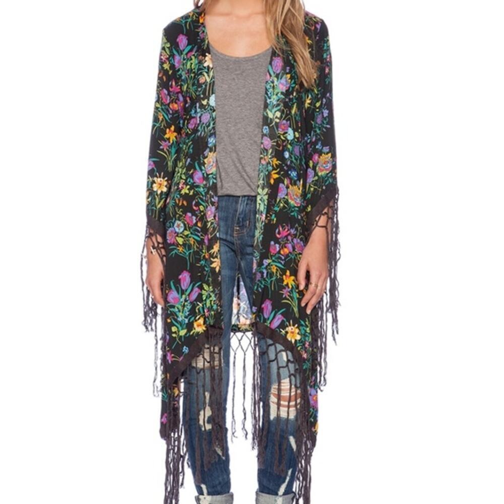 SPELL & The Gypsy Tassel Queen Kimono Black Dark Floral OS Bohemian Summer Pool
